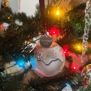 2018 PANDORA Porcelain Ornament Limited Edition with Gift Box